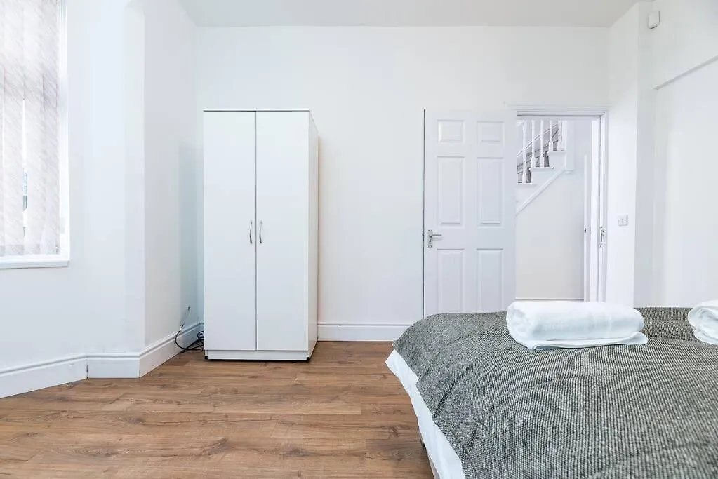 Tatil Evi Holiday Lodge, Close To Nottingham City Centre